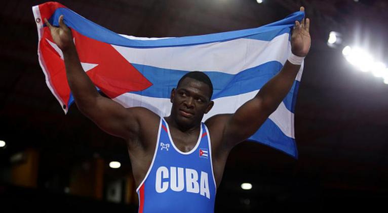 #Deportes El luchador cubano estilo grecorromano Mijaín López elegido junto a otros destacados atletas del continente embajador Panam Sports para los Juegos Panamericanos  de #SantiagodeChile 2023. bitly.ws/KPe8
#Camagüey #Cuba <a href="/camaguey_inder/">Inder.Camaguey</a> <a href="/InderCuba/">INDER</a> <a href="/CamagueyInder/">INDER Municipio Camagüey.</a>