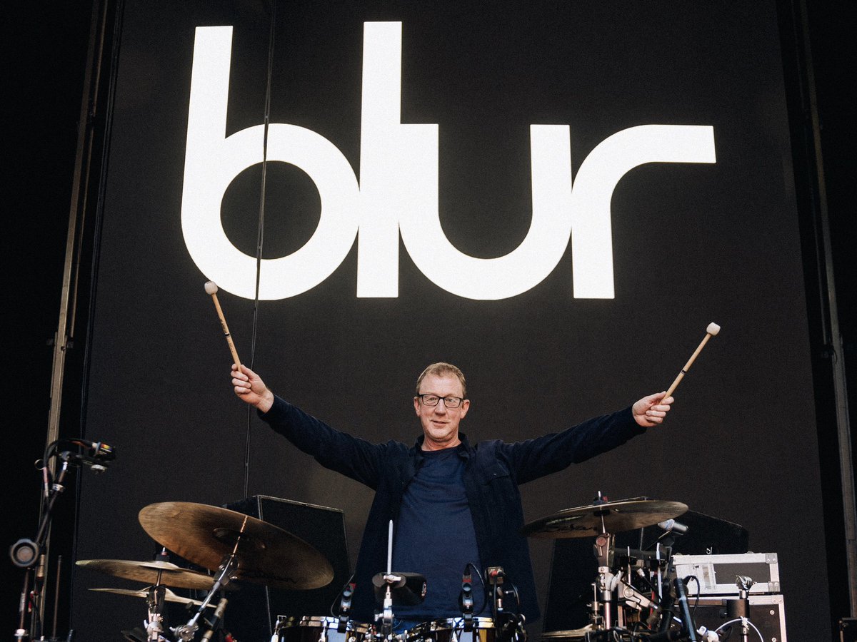 blurofficial's tweet image. I got no distance left to run
Coming home