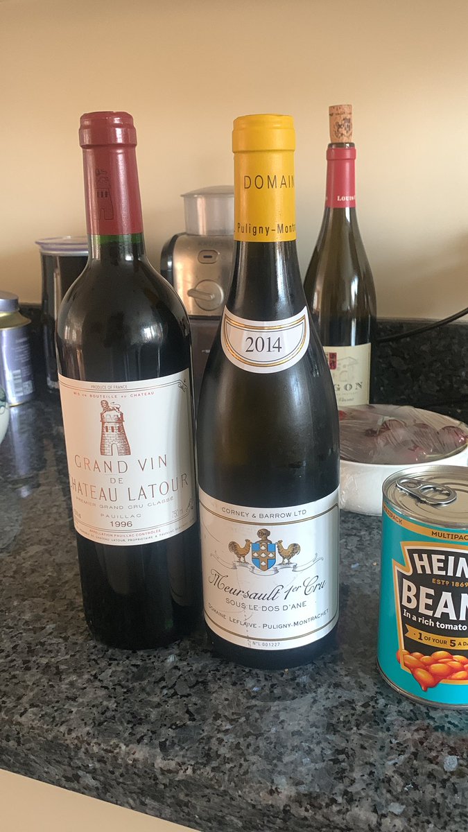 Manners15's tweet photo. Promises to be a very good dinner tonight #firstgrowth #chateaulatour #leflaive #latour https://t.co/dJh2ER4nwK