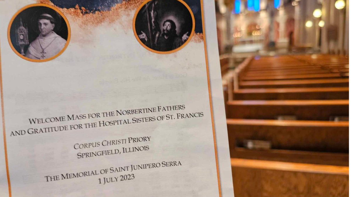 diospringfield's tweet photo. A day filled with gratitude, joy and faithfulness as the diocese recognized the long history and gifts from the Hospital Sisters of St. Francis and welcomed the Norbertine Fathers to Springfield!
#norbertines #springfieldil #gratitude #joy #faithfulness https://t.co/LCCE8aQQ6I