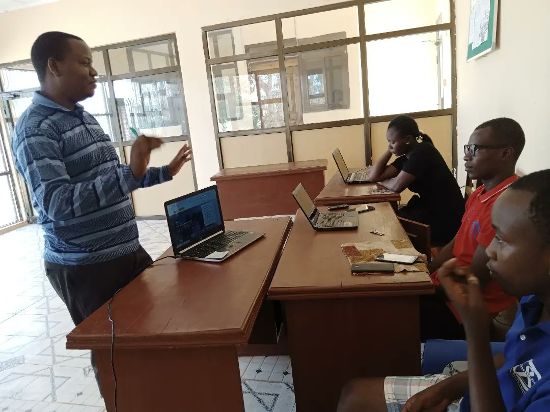 Amua Rushita tweet media