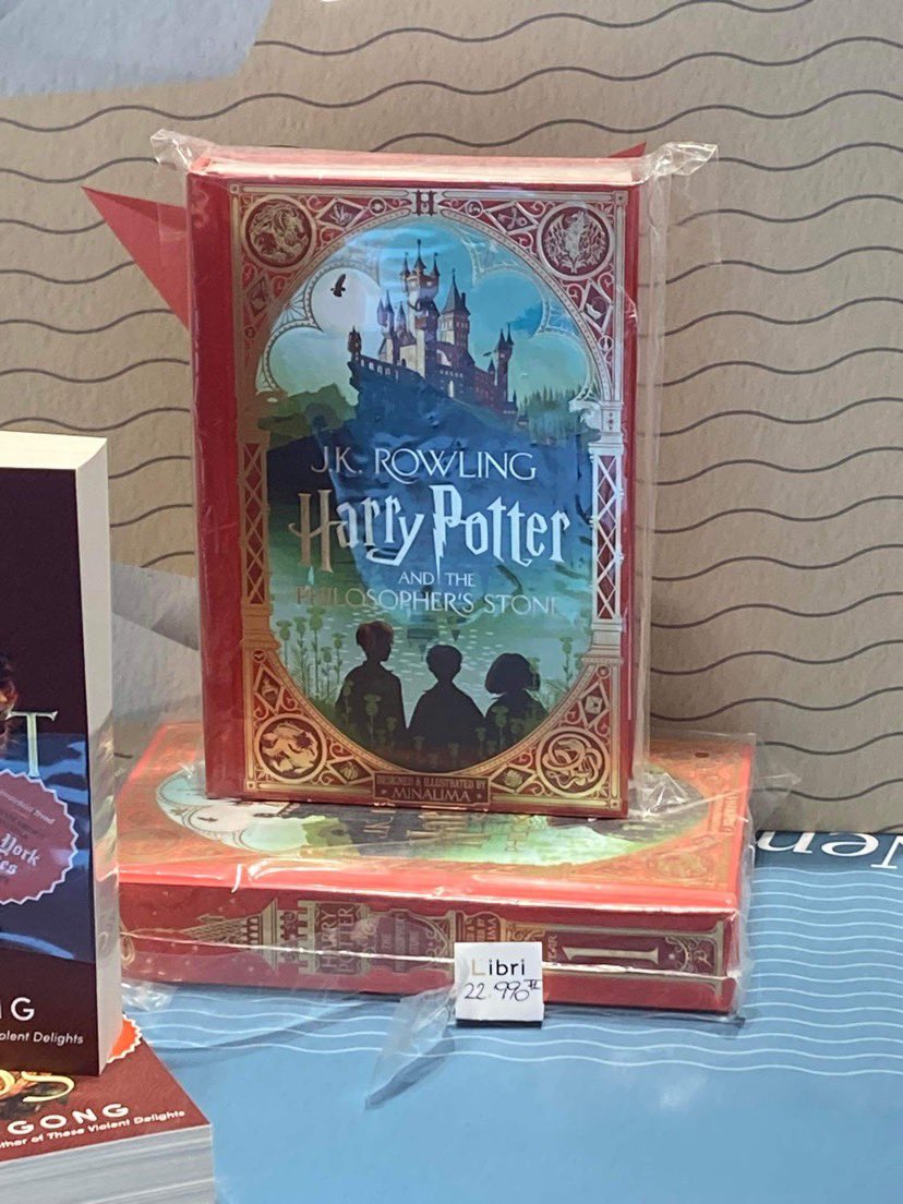 #HarryPotter books wrapped in foil because of the Anti-LGBTQ law. The bookstore chain was recently taken over by a close-to-government owner. #Budapest #Hungary #homophobia