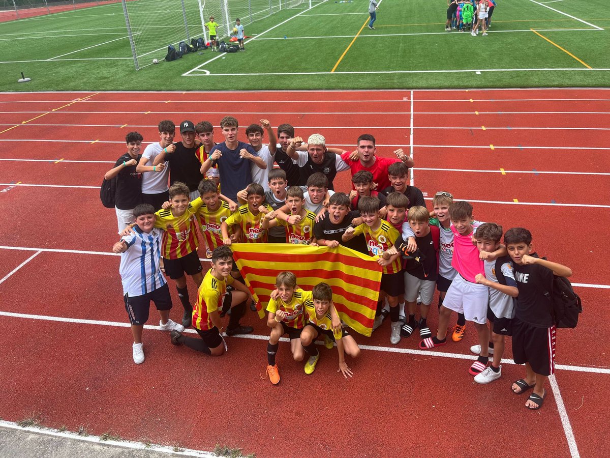 molinscf's tweet photo. 🟡🔴RESULTATS DONOSTI🏆

▫️B11
▪️1/4 Final: B11 3 (3-1) 3 Aviron Bayonnais FC https://t.co/z8uXH4Lu0Z