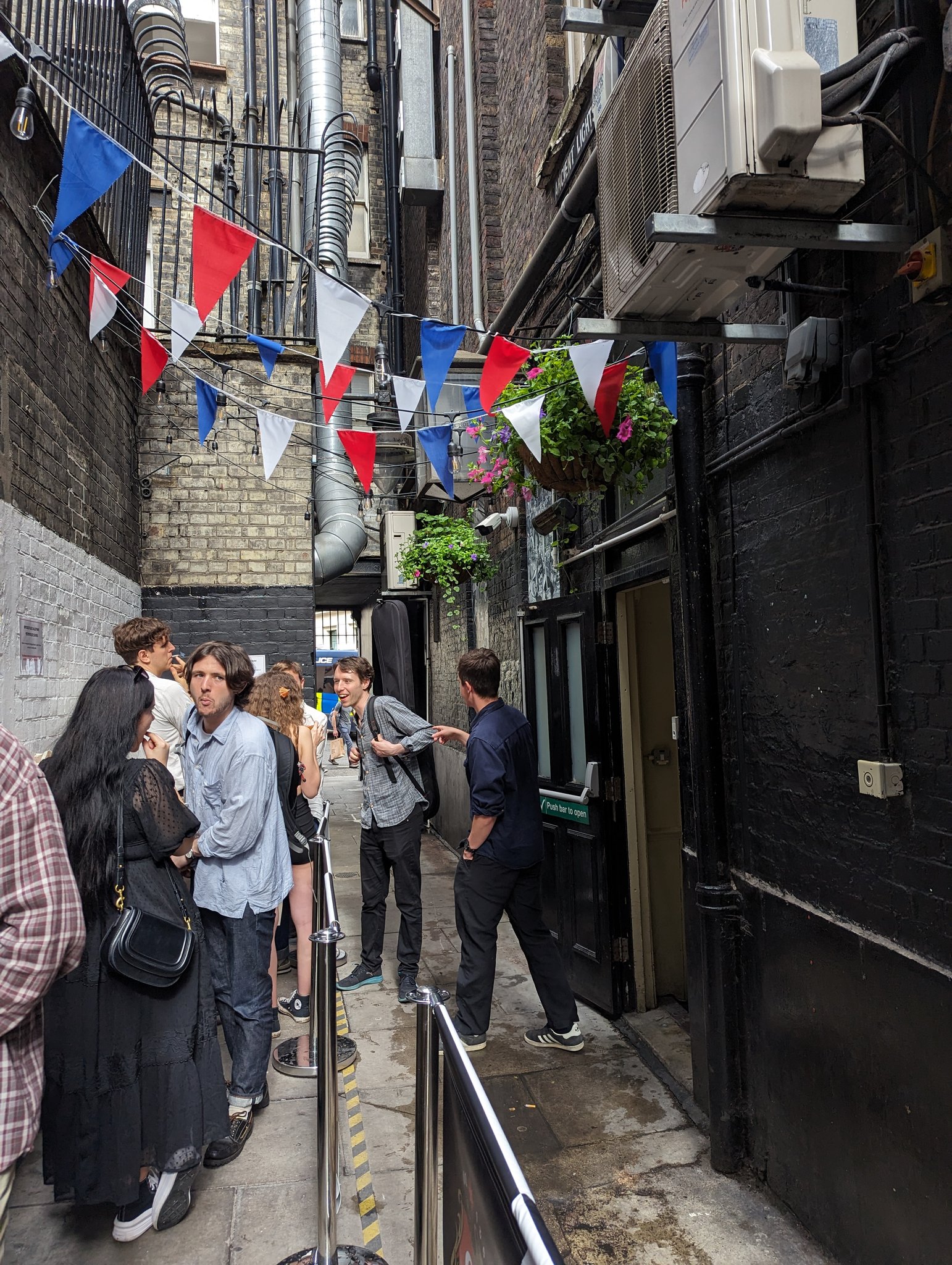 South East London Boozers On Twitter North Of The River Https T South East London Boozers On Twitter North Of The River Https T