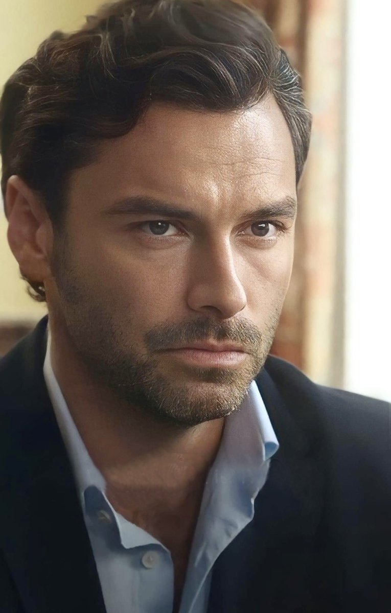 dgraff721's tweet photo. #StubbleSaturday. Hope it’s an outstanding day for you. #AidanTurner #AidanCrew Enjoy your weekend. (Photo credit to owner)😊 https://t.co/03qQoo81l1