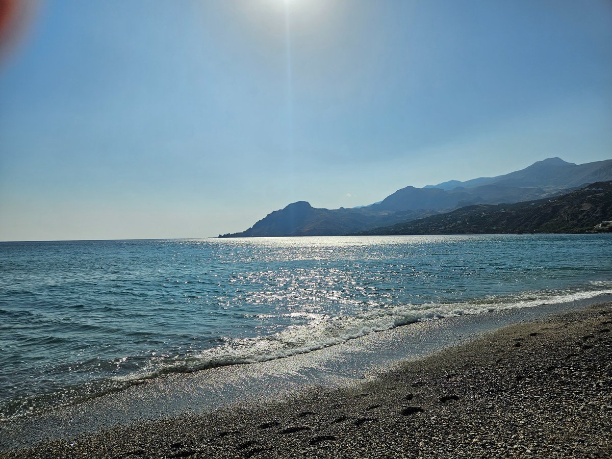 Syden har grillet sjømat og hav. Jeg har vært her i en halv dag og kjenner på lykken. Så veldig på lykken 🩷