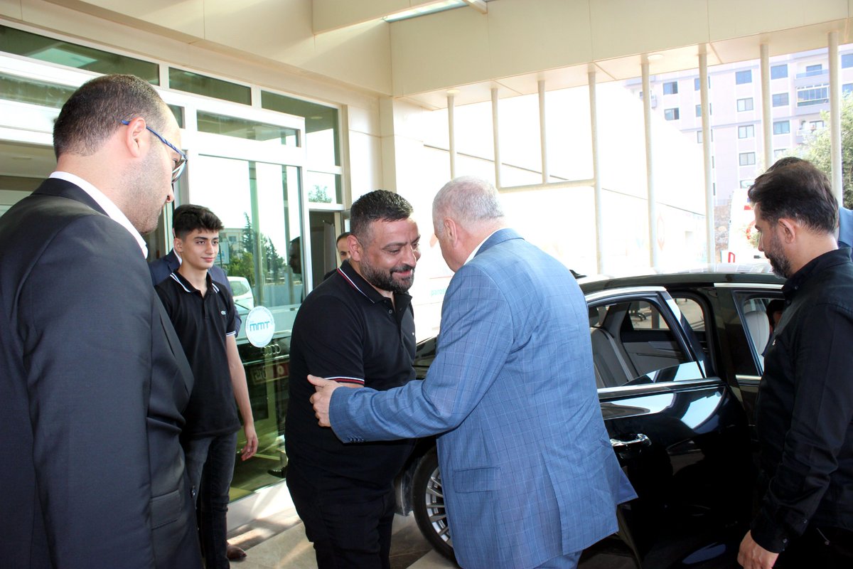 SermetAtay's tweet photo. 📍Reyhanlı
Kilis Mv. Mustafa DEMİR ve Dava Arkadaşımız Murat ADAL ile birlikte Özel MMT Hastanesi sahipleri Mehmet ve Ali TAŞDELEN'i ziyaret ettik. Nazik misafirperverlikleri için teşekkür ederim. https://t.co/0ZB5clv4IX