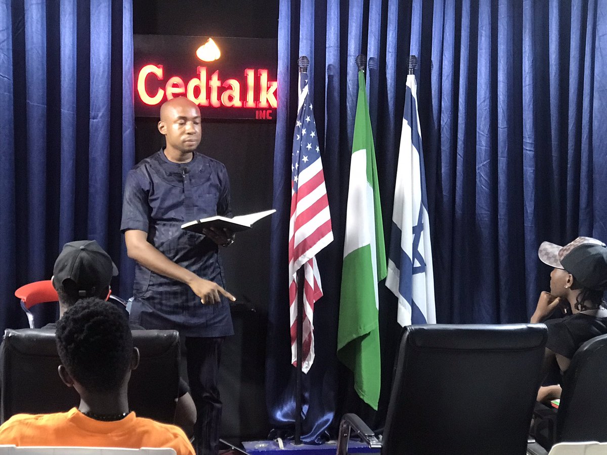 cedtvofficial's tweet photo. It is very dangerous to run a business or organization without understanding order in everything. —Chika Ikeh [maintaining divine order in business] @RaymondRuach @cednetlive @NnewiCity @lota_nna @MoghaluKingsley @NnewiConnect @MrUdomEmmanuel https://t.co/qol6PEh5o5