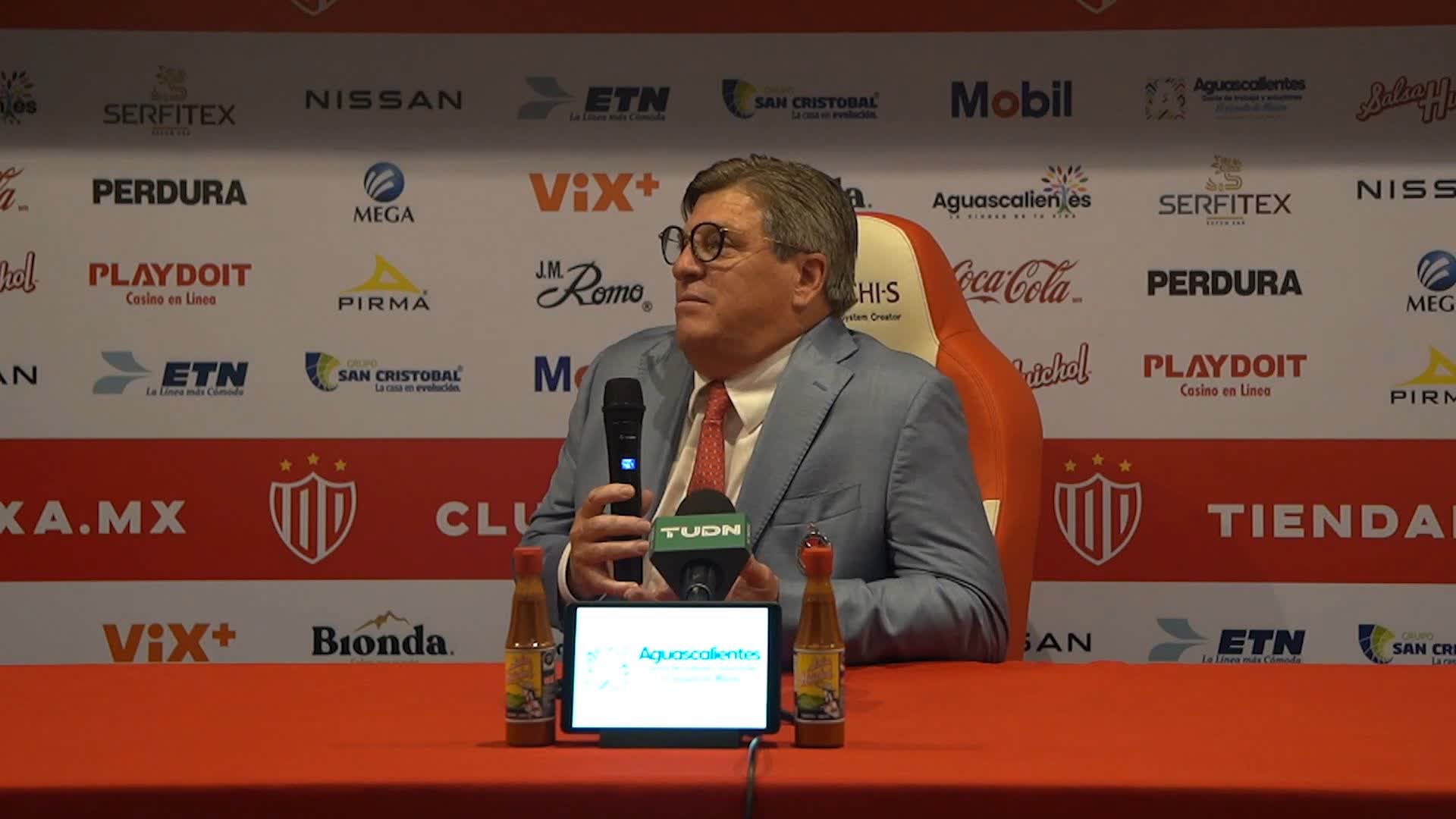 FOX Sports MX on Twitter "😳 "NO PODEMOS ESCUCHAR A UN TIPO QUE SE VAYA