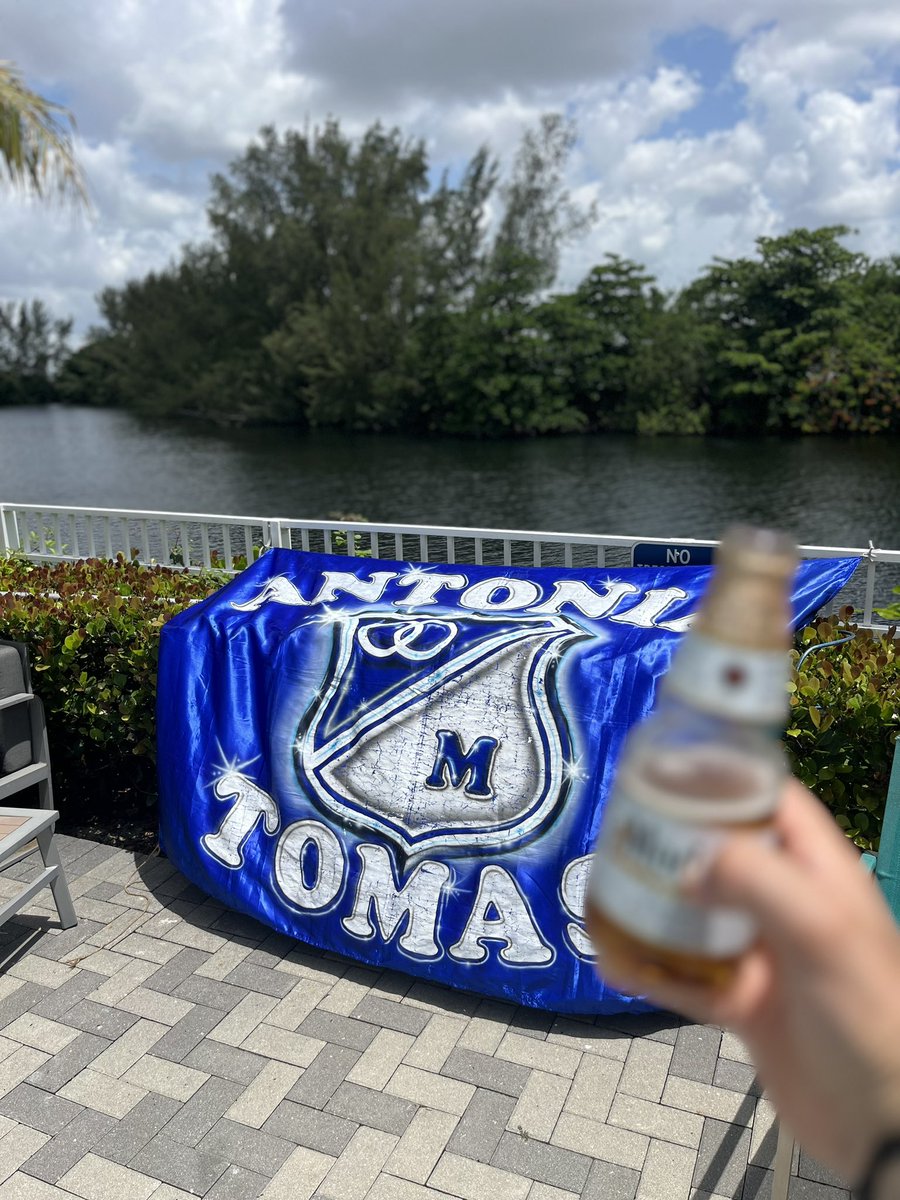 Angato77's tweet photo. Millos la vida, si jugaras en el cielo moriría por verte.!!!🙏🏼💙Ⓜ️ #cdlm #mfc #cadc #millosny #millonariosny #hoyjuegaelcampeon #miami #florida https://t.co/PIVE2RFnLi