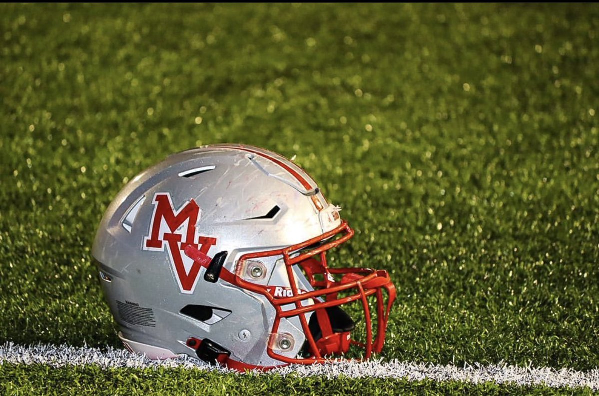 HelmetAz's tweet image. 4⃣ #AZHelmetChallenge Final Four 4⃣

1⃣ Boulder Creek Jaguars
@BCJagsFootball 

🆚

5⃣ Monument Valley Mustangs
@coachbryanbegay 

#AZHelmetChallenge #repAZ