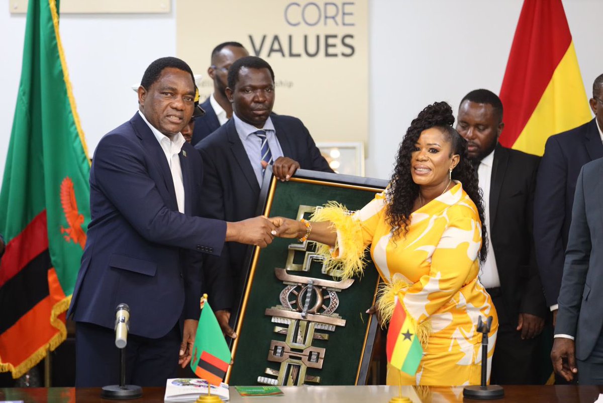 thejospongroup's tweet photo. We express our heartfelt appreciation to H.E @HHichilema for taking the time to visit one of our subsidiaries and for acknowledging the efforts of the @thejospongroup in revolutionizing waste management and recycling in Ghana.
#JOSPONG #WasteRevolution #LeadingTheChange https://t.co/XVyu6ewKPC