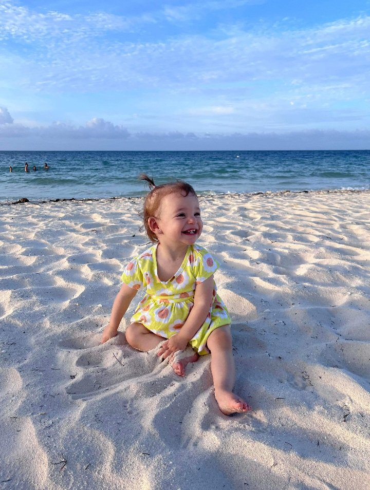 What a happy place our beautiful beach at Pullman Cayo Coco!!! Picture by Bianca Di Nitto #UpYourGame #pullmancayococo #pullmanlife #pullmanhotel #happychildren #beautifulbeach #cutepictures #hotelholiday #summervibes #kidshappiness #hotelbeach