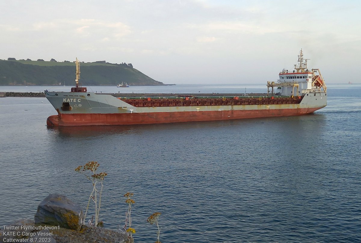 PlymouthDevon1's tweet photo. The KATE C general cargo vessel, inbound to Cattewater Plymouth this evening. #Cattewater #Plymouth #KateC #CargoVessel #Shipping #BritainsOceanCity https://t.co/Y2xl0tC0PR