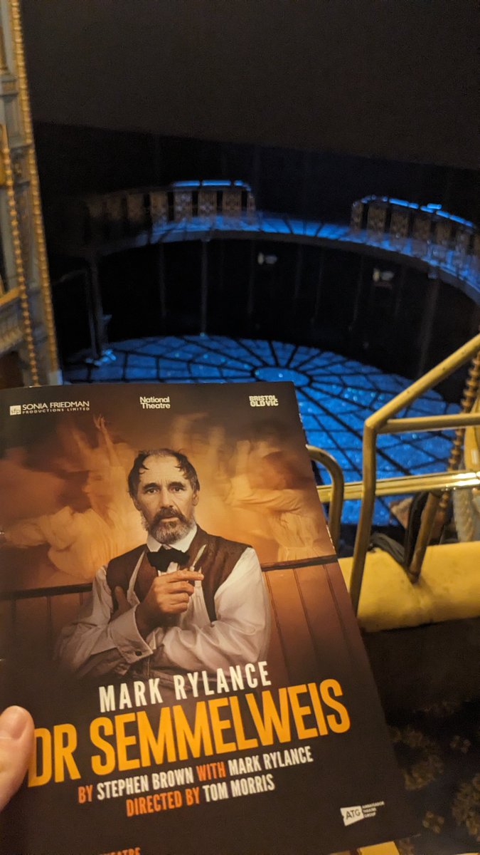 Super preview at Harold Pinter of <a href="/SemmelweisLDN/">DrSemmelweis</a> !!