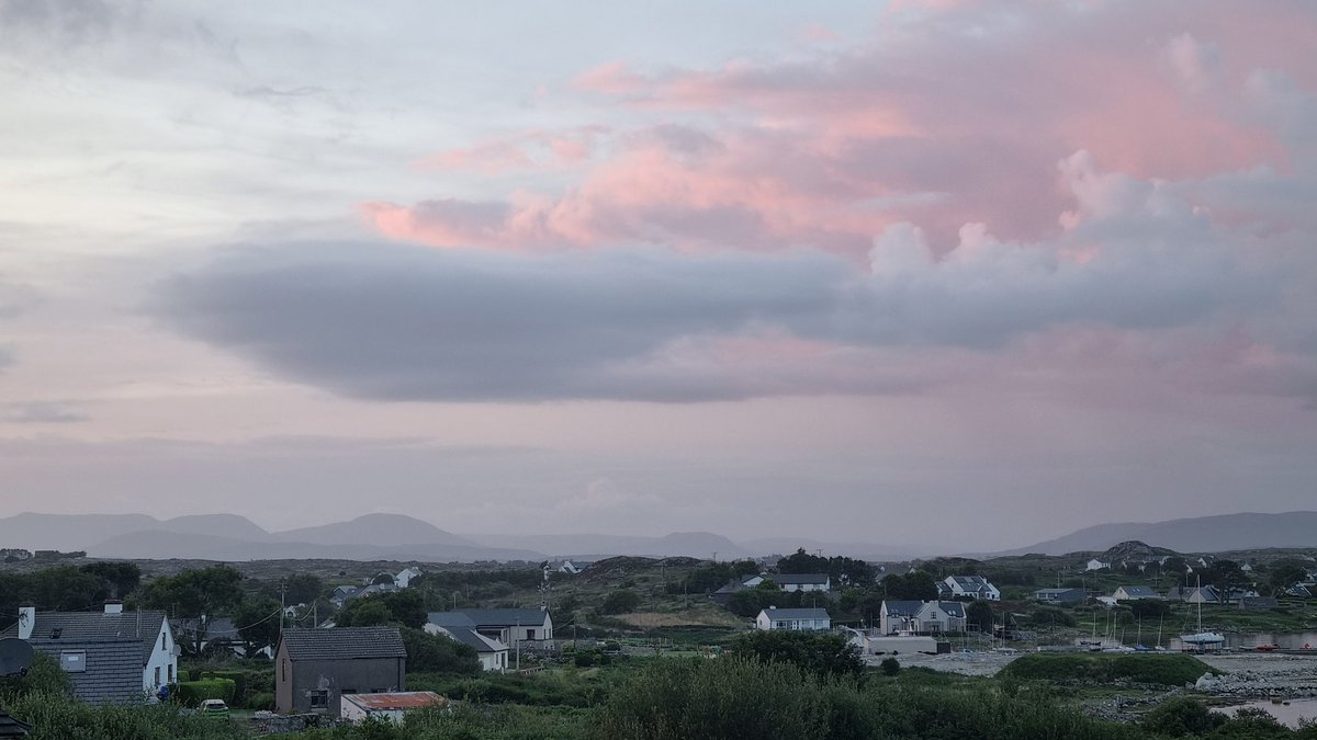 moukenainzo's tweet image. Oíche mhaith a chairde. #conamara