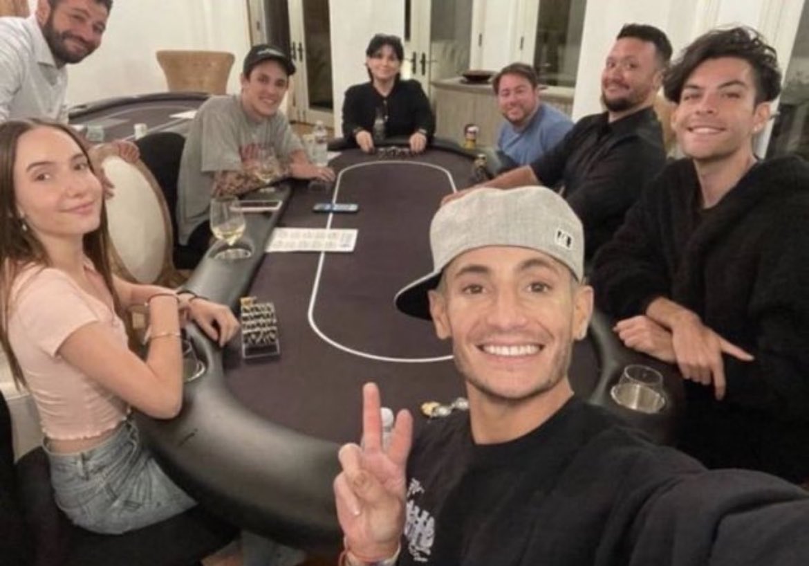 lexy 🛸 on Twitter "look at their girly looks….theyre def trying to