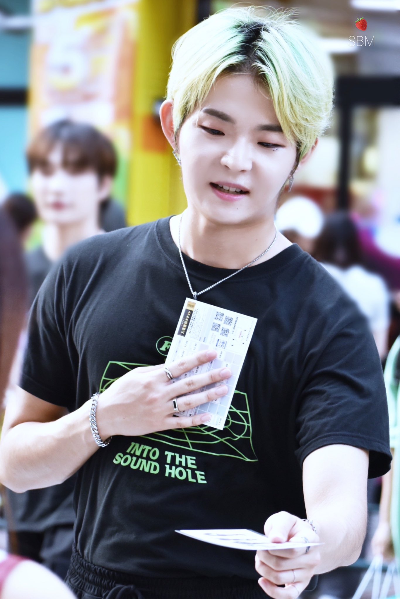 딸기모찌 on Twitter: "2023.07.06 https://t.co/0liqIlYxeV 新大久保PR 📷🍀시훈🍀 #f