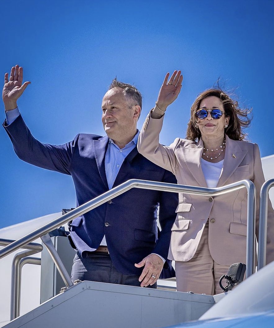 These two make history every day.