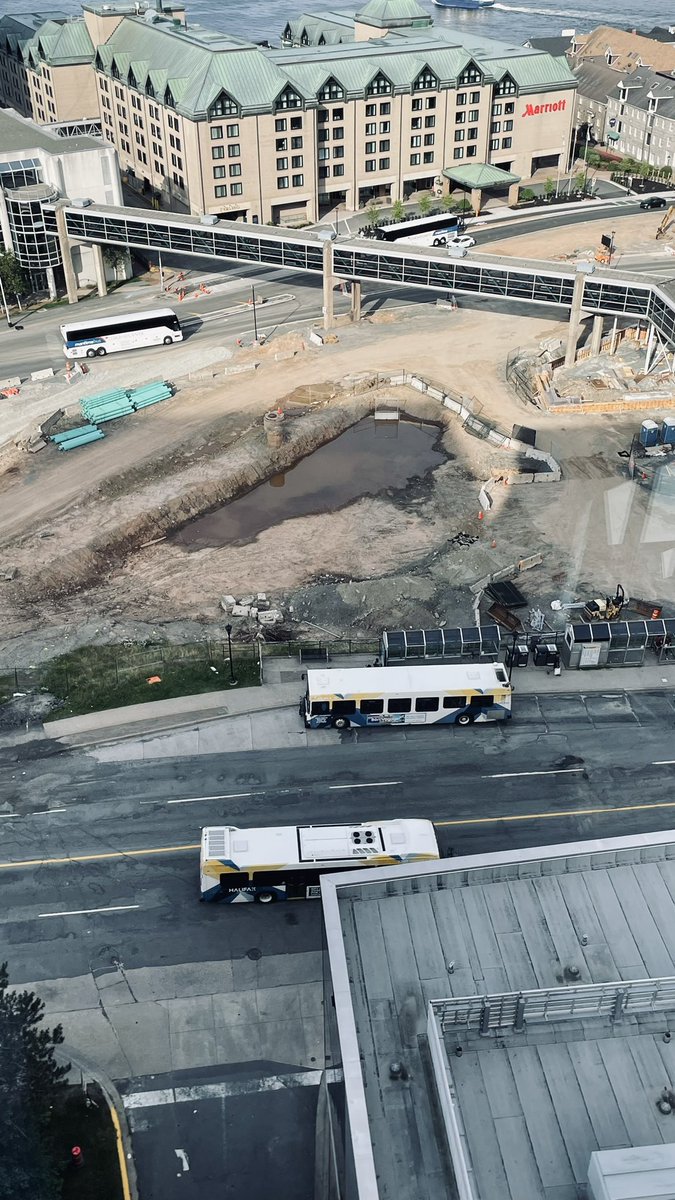 LeeARodgers's tweet photo. I just discovered #Halifax newest public Swimming pool @hfxrec https://t.co/olDP2zo4HU