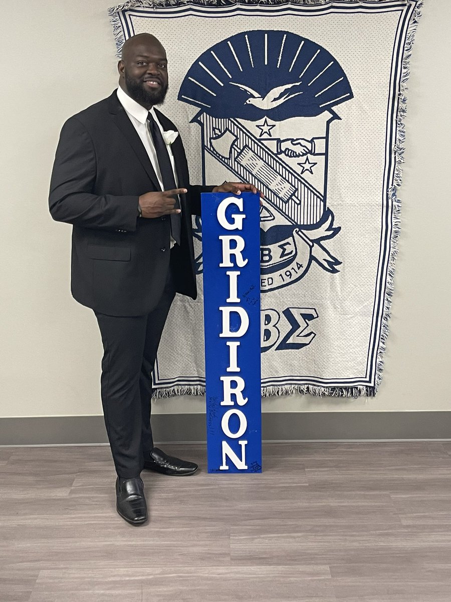 Coach R.Embry tweet media