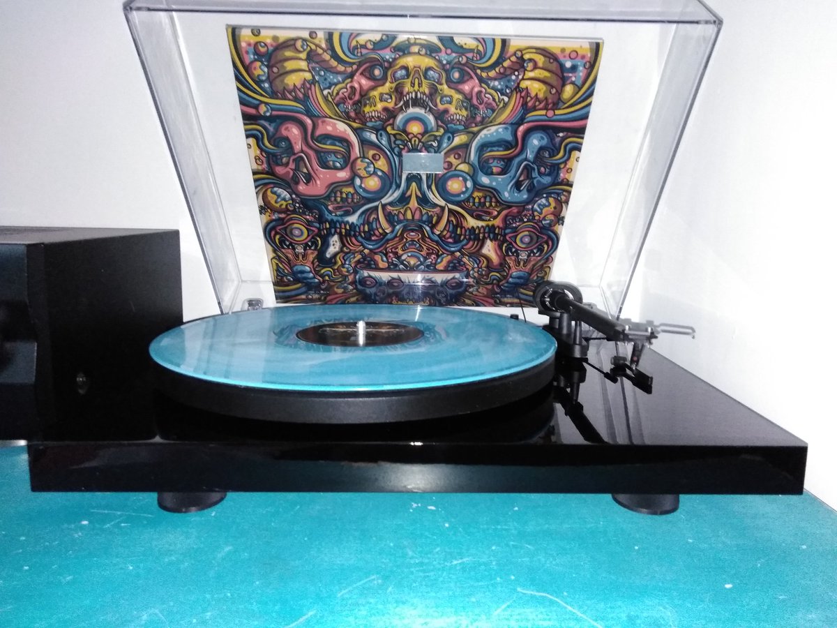 PaulSimber's tweet image. With one thing and another, including building a new tortoise house, I finally got to listen to this beauty. Supercluster by @jaawband looking forward to seeing them live in September.
#vinylrecords