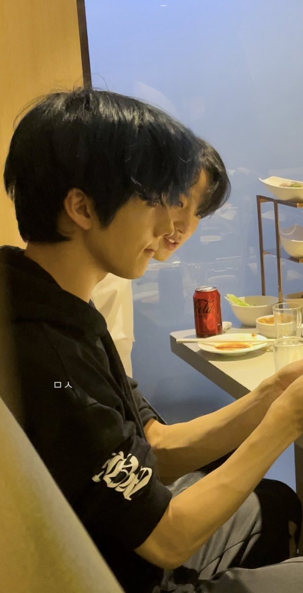 두루미 tweet media