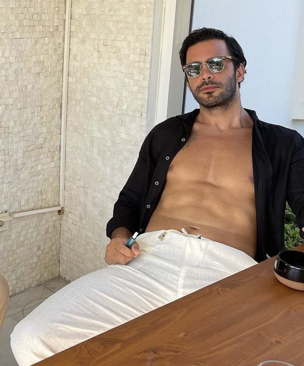 BarisArducWorld's tweet photo. NEW ohhhaaaa 

#BarışArduç https://t.co/ci3uGOYIEI