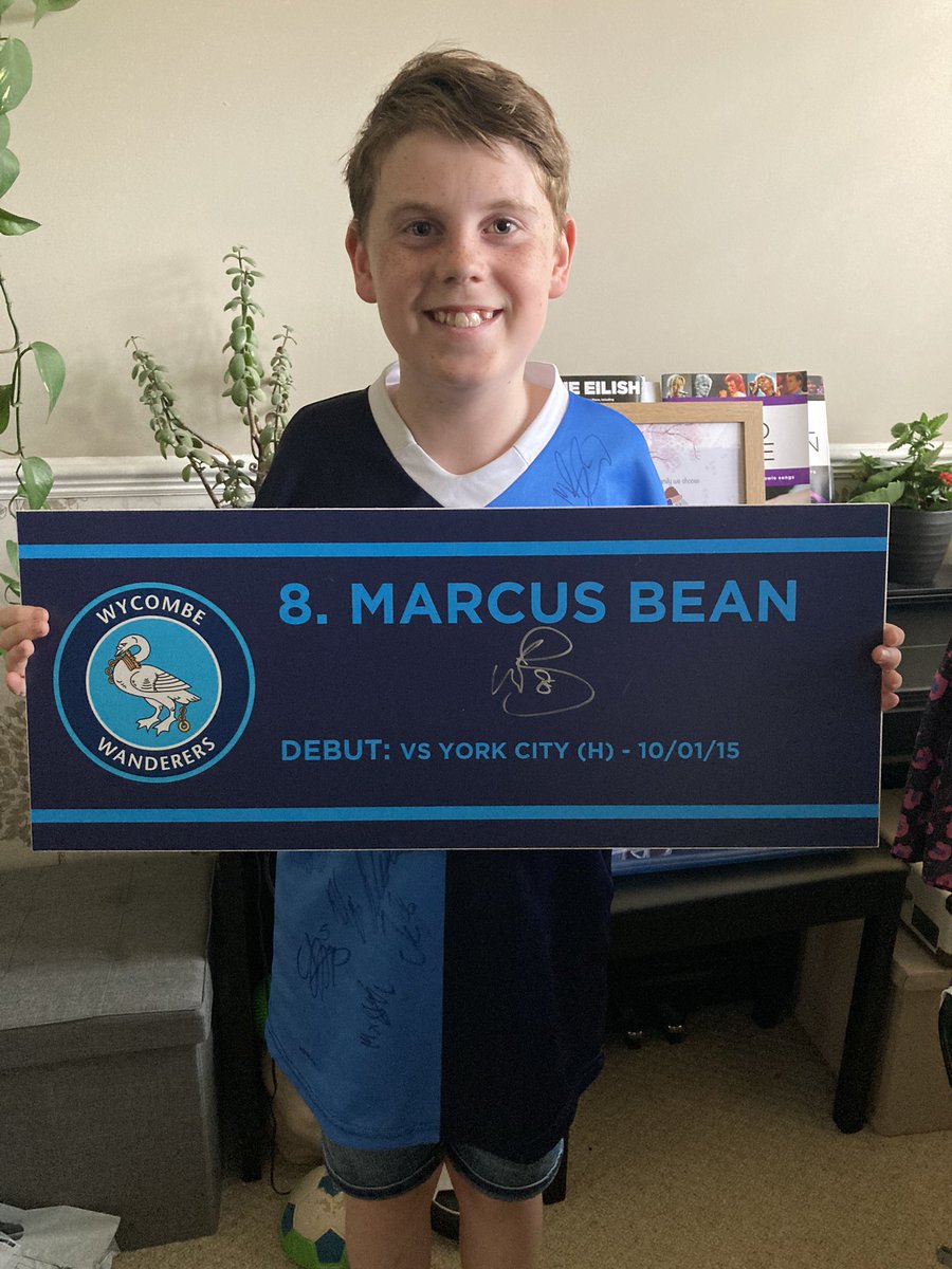 Daddoooooo's tweet photo. @wwfcofficial @petecouhig @RCouhig A great afternoon spent making memories at Adams Park. Everyone we spoke to was a credit to the club, from the staff to the players to the gaffer. Such a special club. Even managed to pick up a memento of an old favourite @MarcusBean 💙🩵 https://t.co/x2BK7Vn6pW