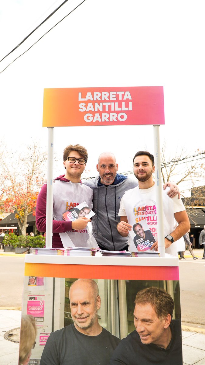 chubyleguizamon's tweet photo. Sábado recorriendo mesas
Militando con toda la fuerza!!! 
Convencido que la Argentina que viene es con 

@horaciorlarreta PRESIDENTE
@diegosantilli GOBERNADOR 
@JulioGarro INTENDENTE https://t.co/xVYyAvfHVU