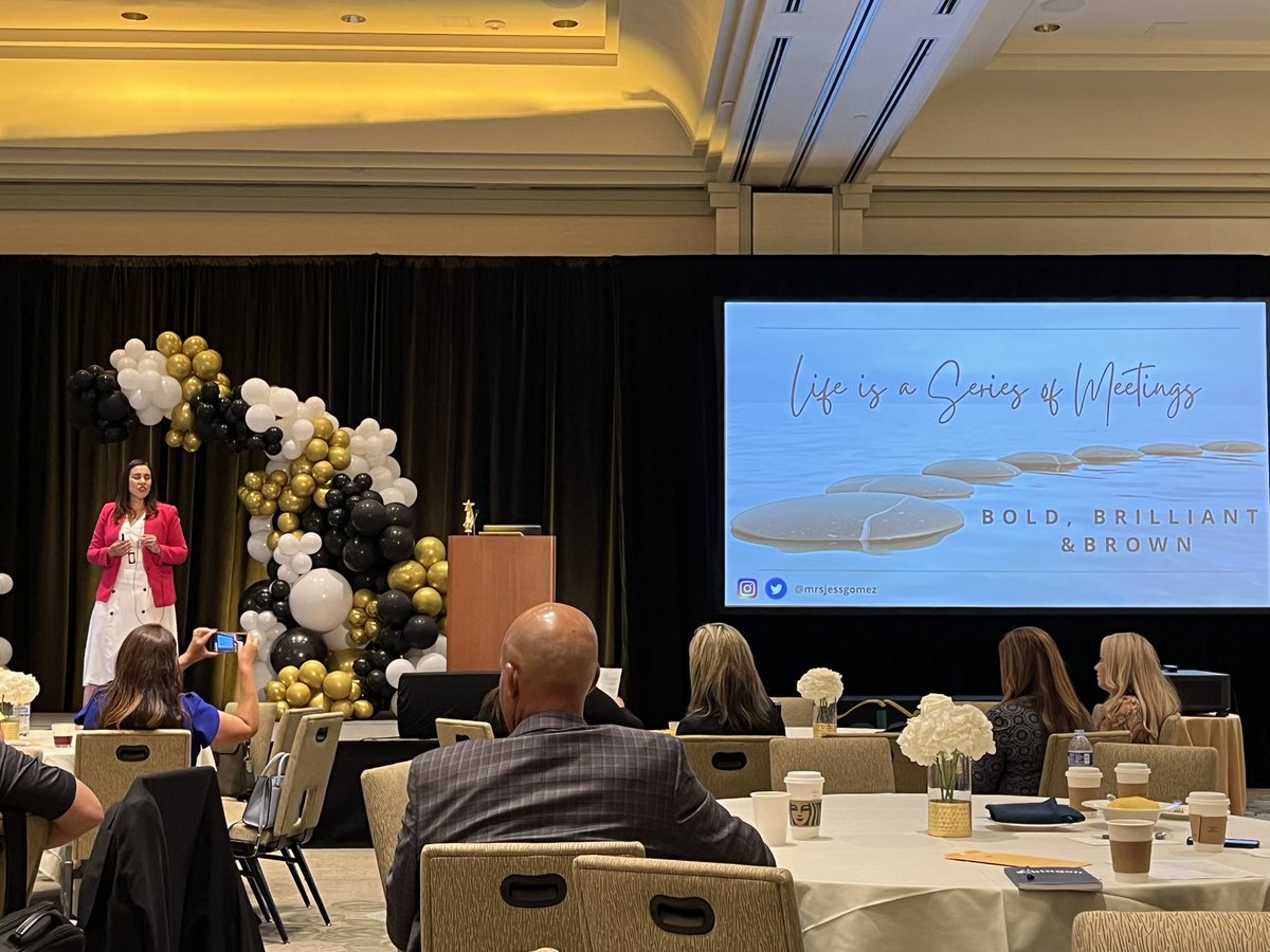 DrRenaeBryant's tweet photo. Excellent premier keynote by @mrsjessgomez @CALSAfamilia Summer Inst. Loved hearing her story and getting some #LeadWithCollaboration tips! #EdBranding #TellYourStory #BeAConnecter #CALSASI https://t.co/mhdAtdBHVp