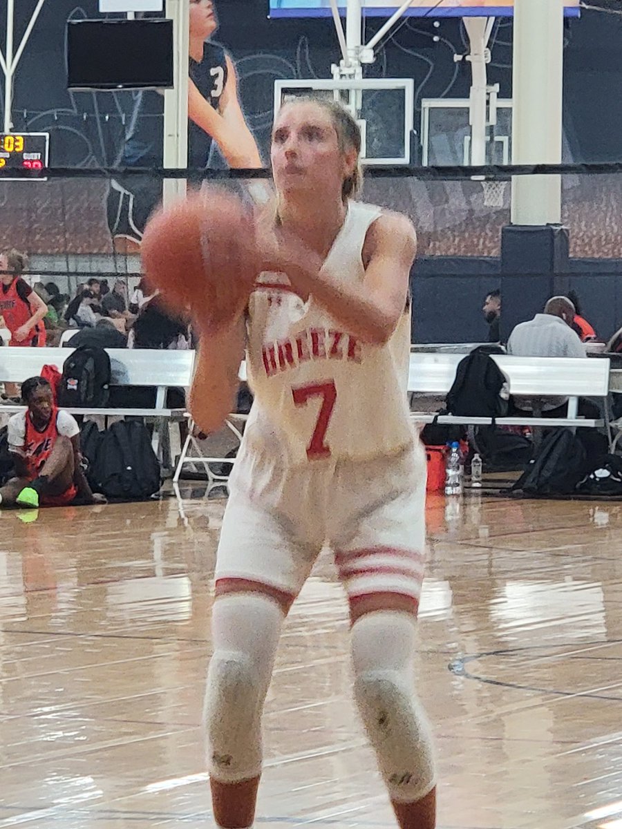girlzprepreport's tweet photo. Breeze 17U Andie Caddel has been on FIYA @PGHTexas @PBRhoops 
#Super64 https://t.co/9mh9KaaSoV