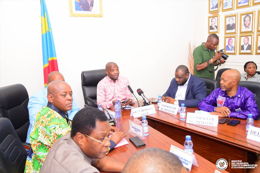 m.facebook.com/story.php?stor…