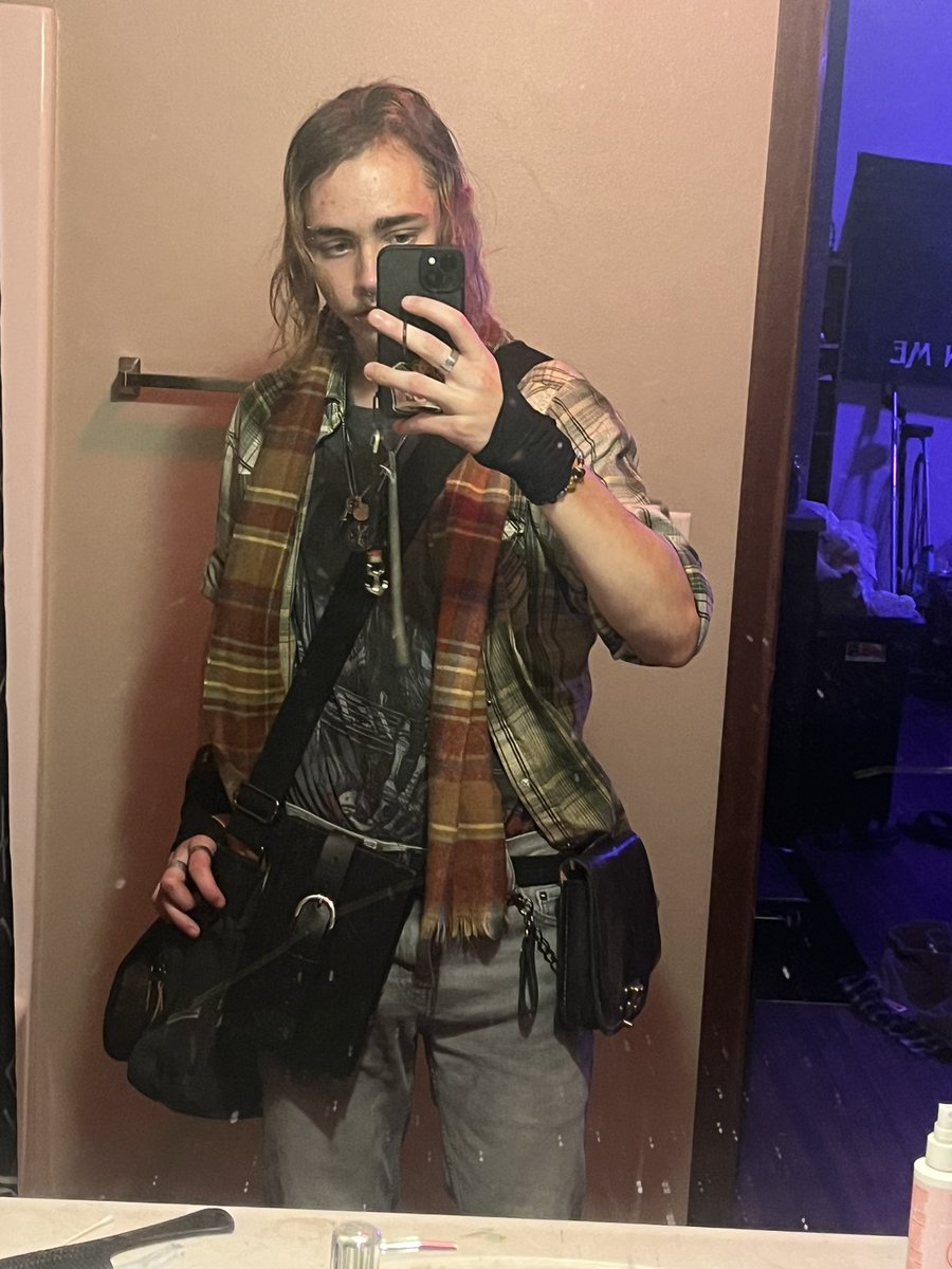 Sepris_Corpus's tweet image. Cryptidcore outfit
#cryptidcore #cryptid