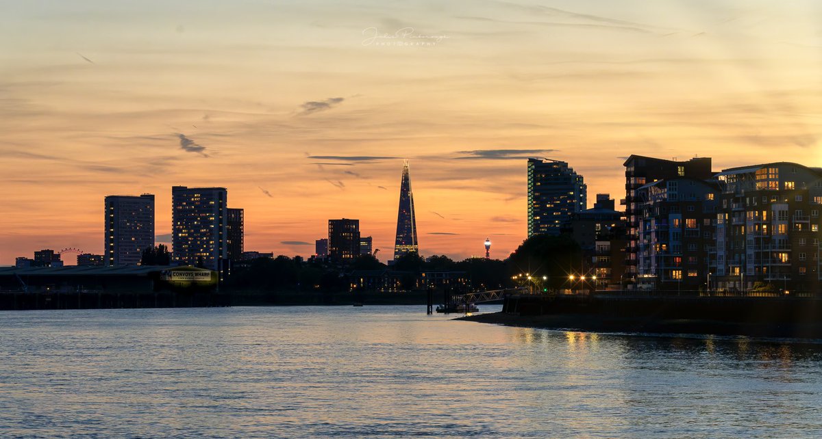 A glorious sunset in Greenwich on Thursday night, while sitting along the river Thames listening to Tom Jones live at the #ornc. So so lucky to live in such a beautiful place #lovelondon <a href="/ThamesPathNT/">Thames Path National Trail</a> #greenwich