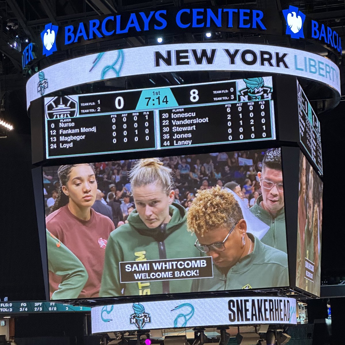 The Barclays Center cheered as a Sami Whitcomb Welcome Back graphic was displayed. #WNBATwitter https://t.co/jLWhNfRAsT