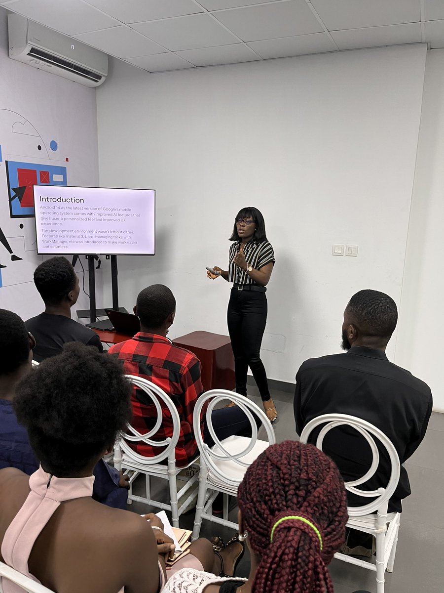 Youpele_G's tweet image. Had an amazing time today at #GoogleIO2023 extended Lagos. Met with the amazing team behind @gdglagos and made more connections. 

And as usual, I was happy to share knowledge 🤗 @googledevs #developers
