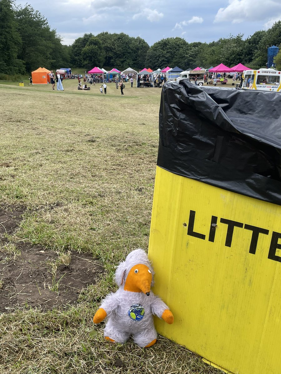 What a fantastic fun day in Ruskin Park <a href="/WalkleyFestival/">Walkley Festival</a>  🎉. Thank you to everyone for the huge amount of time and energy you put in to make this such a successful &amp; enjoyable event, what a great turnout  😍
