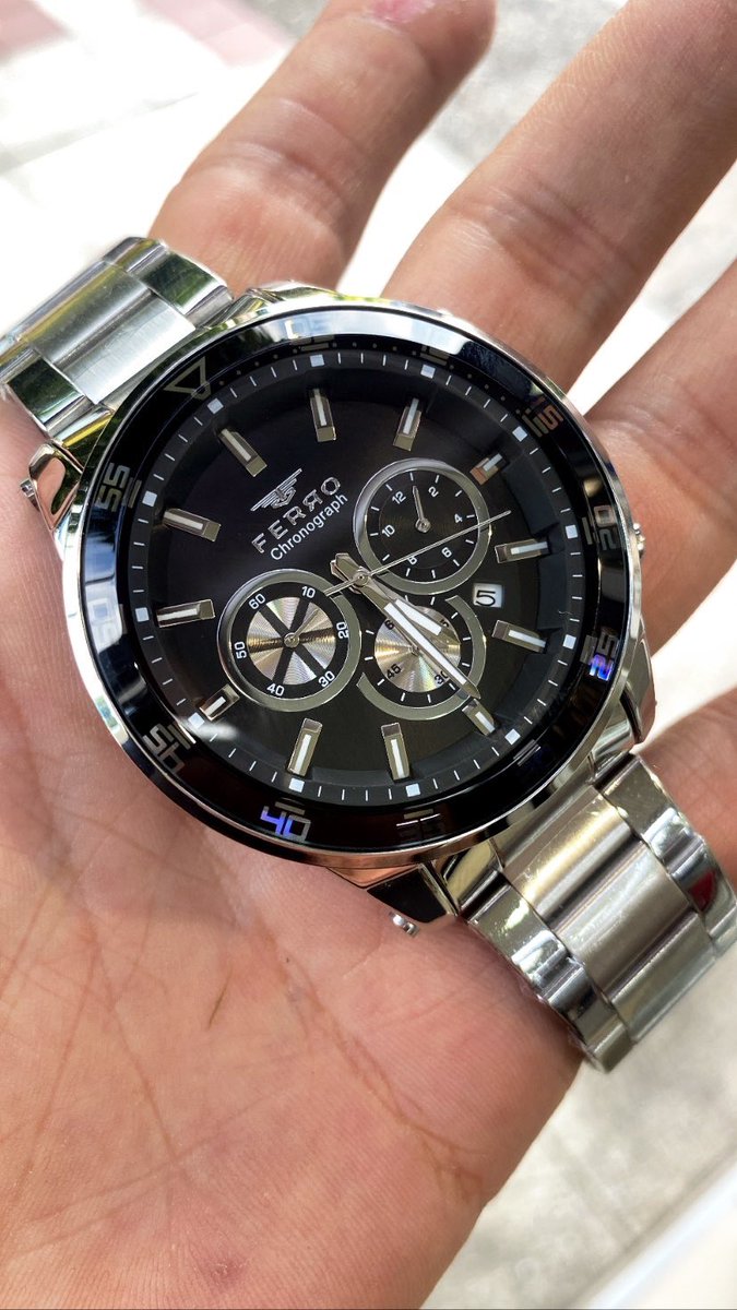 ManisaSaat's tweet photo. #ferrowatch 🖤 https://t.co/bjv5kDX10q