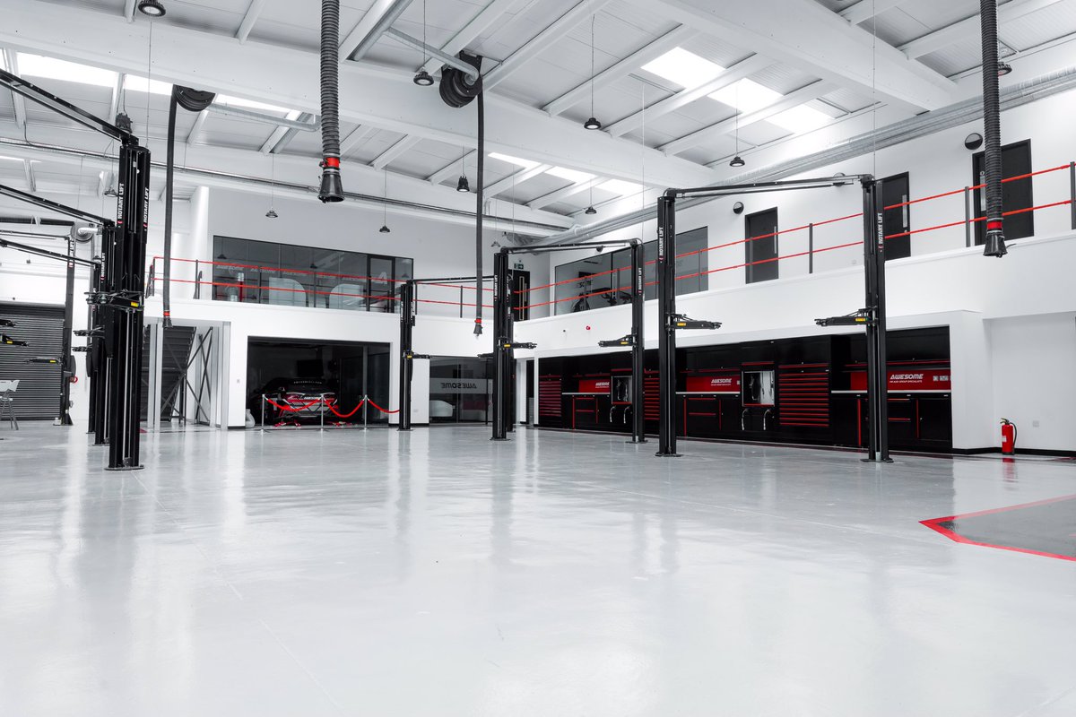 Awesome_GTI's tweet image. We have recently opened our NEW building, have a little look inside at our open day.

#build #awesome #dyno #workshop #workshopgoals #fresh #audi #rs3 #vw #golf #golftcr #rs6 #audirs6 #vag #vagspecialist