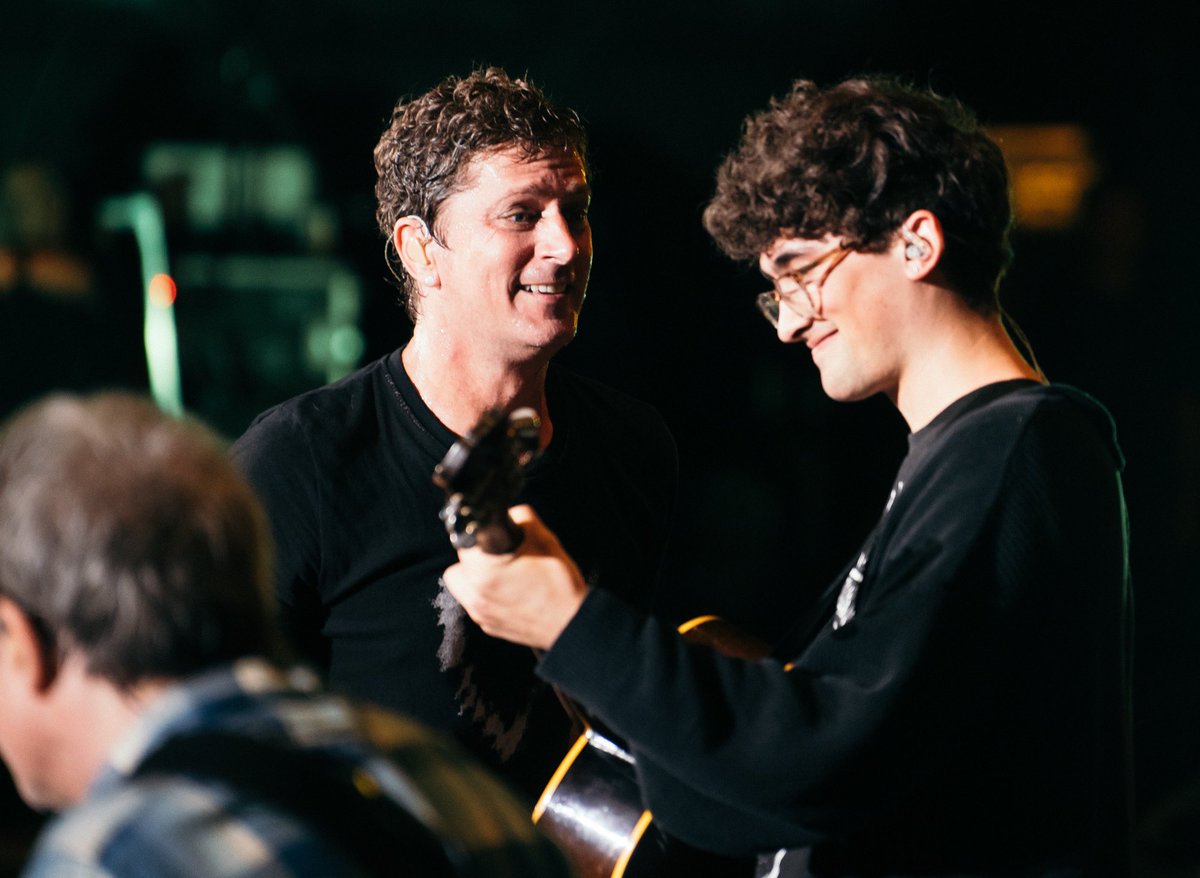 Rob Thomas tweet media