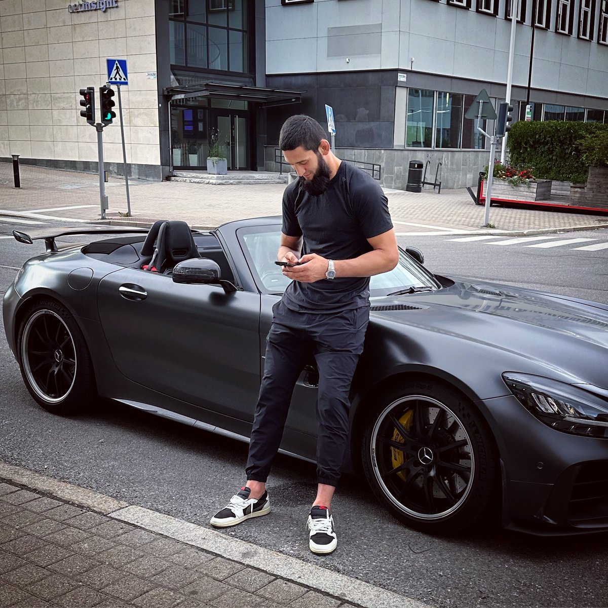 Khamzat Chimaev (@kchimaev) on Twitter photo 