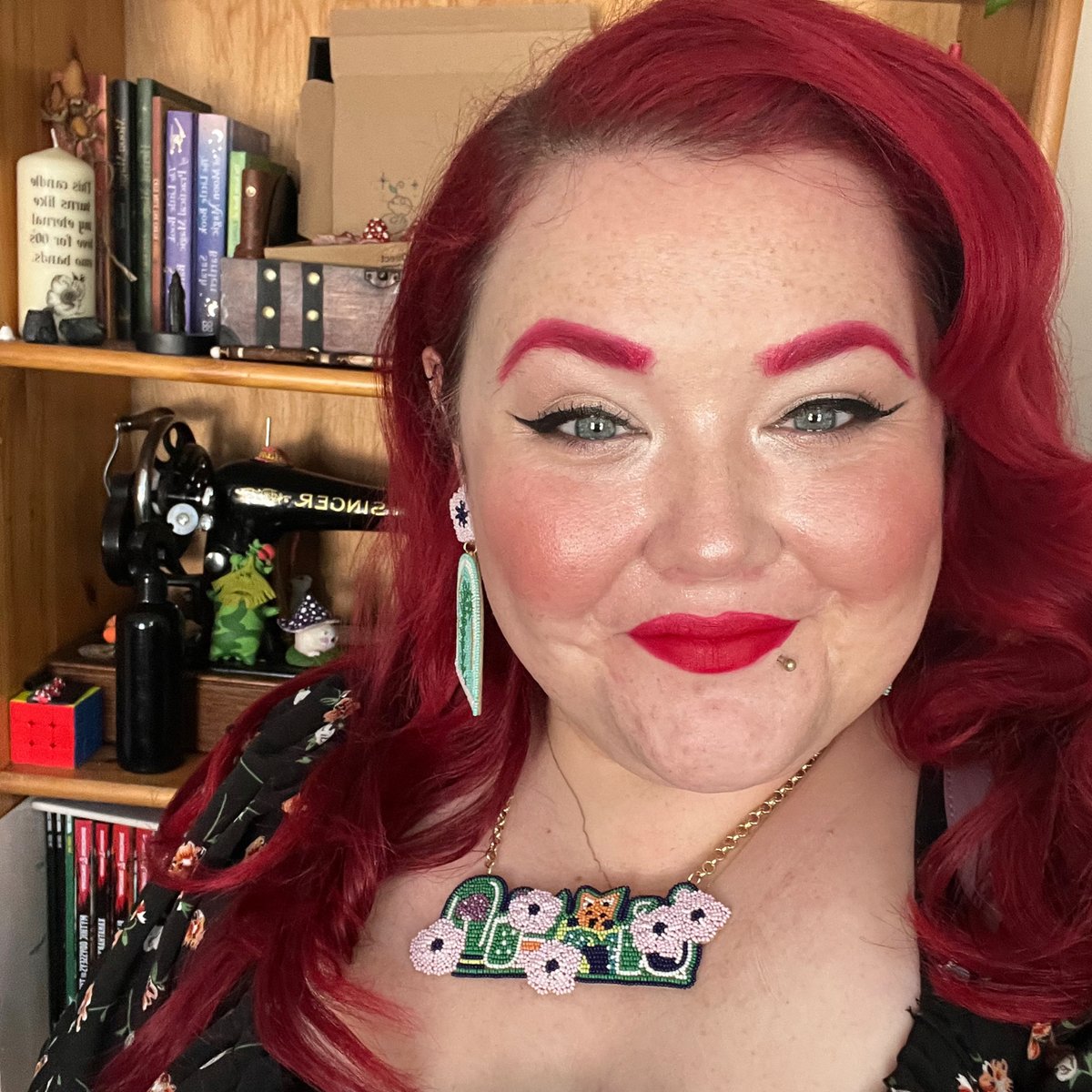 Hello there!

I have nothing exciting to say, life be lifing, I be existing… at least this whole face is a vibe?

How are you?