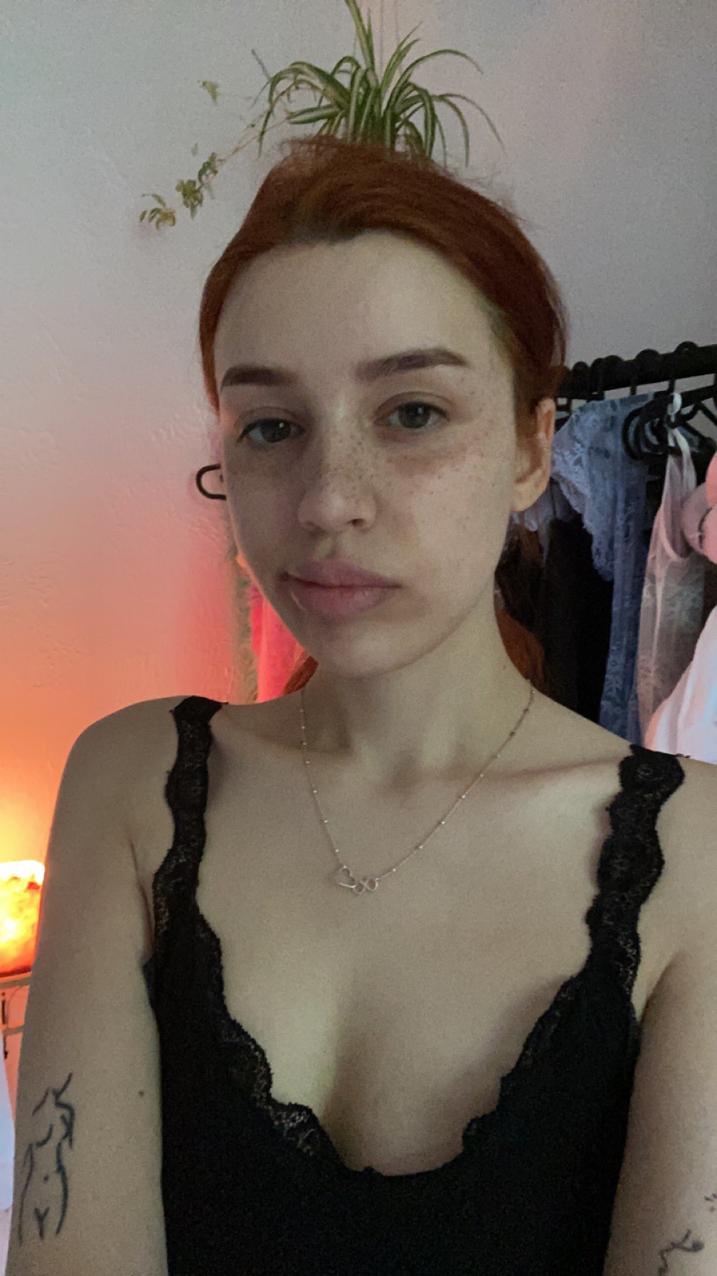 Rosaline Dawn on X: no makeup kinda day t.coruP7ntTa5D  X