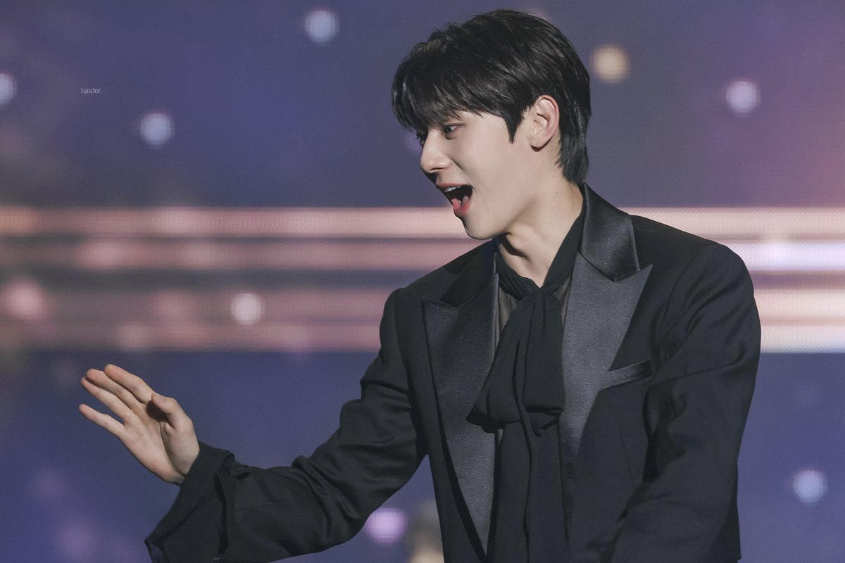 tender_89's tweet photo. 230707 #황민현 https://t.co/q9Y4SnLds0