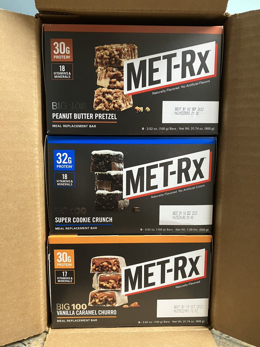 AFreeBornManUSA's tweet photo. Always #HurricaneSeason prep with a lotta @METRx bars!
#Florida #METRx #ProteinBars 😋 https://t.co/9Z3LPo1zzu