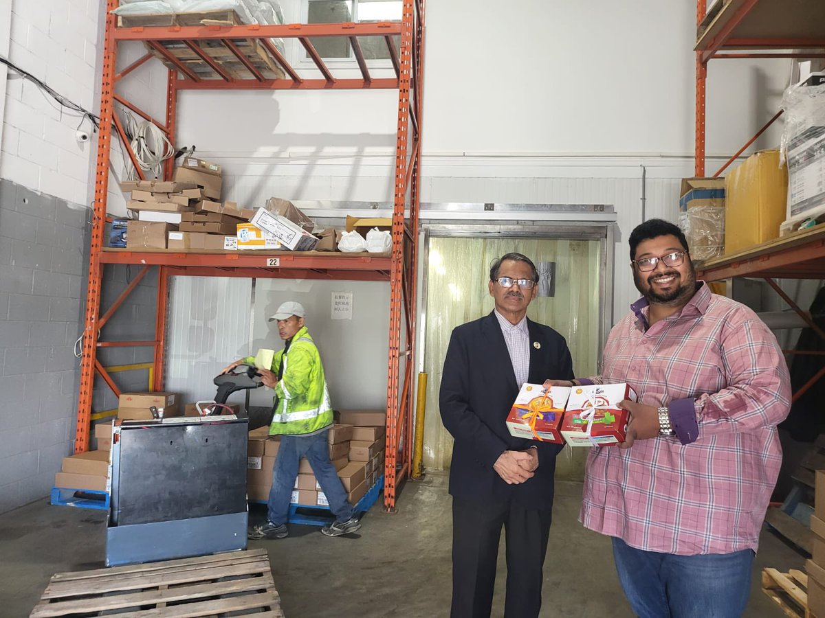 bdootottawa's tweet image. #Export #Diversification to #Canada 🇨🇦: #TradeDiplomacy 

Was pleased to visit the #Warehouse of #FEXINCO, the company importing #AgroProducts &amp;amp; other products from #BANGLADESH 🇧🇩. 

In addition to our traditional export #RMG, #Learher &amp;amp; others; since last year we were working