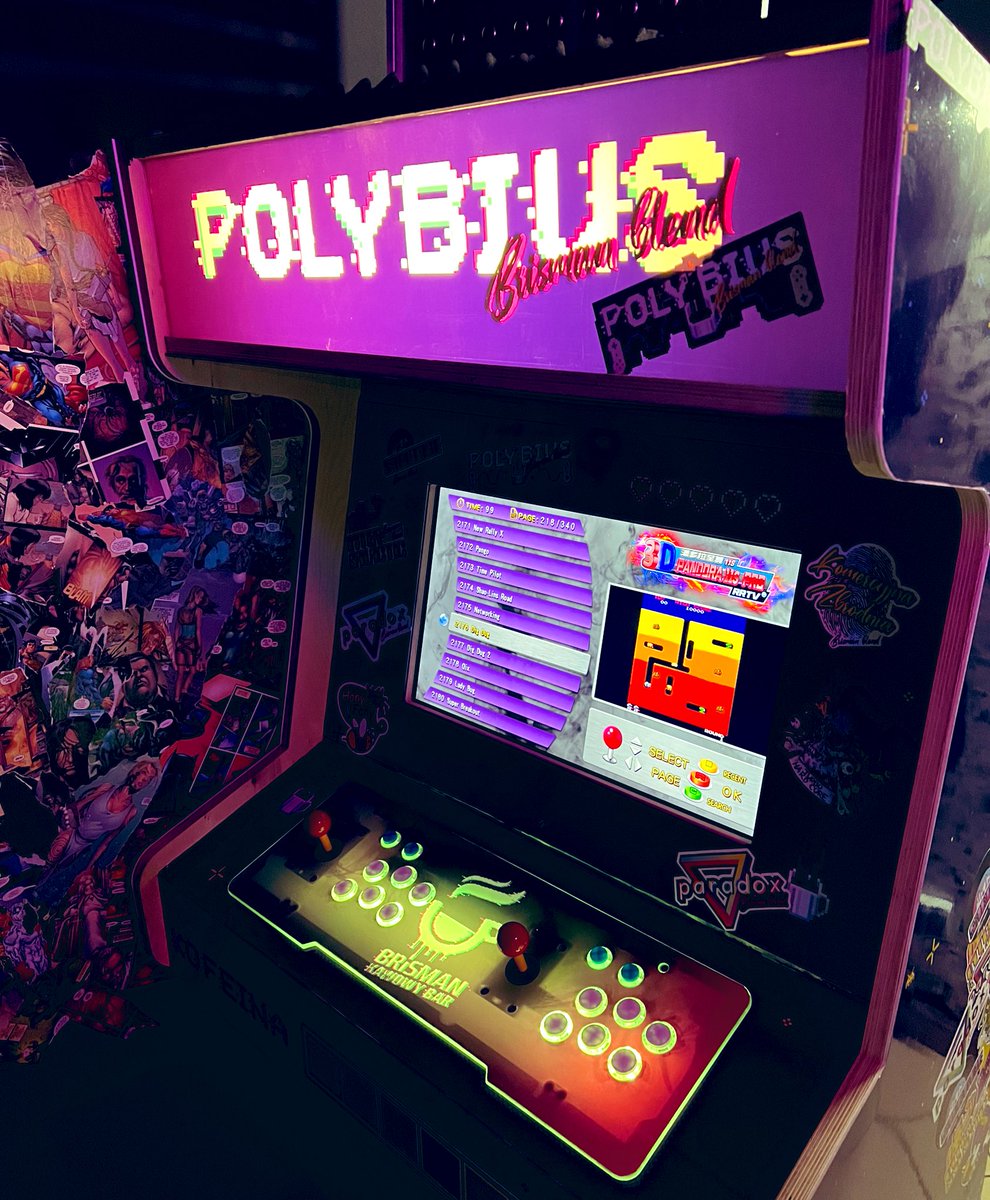 albertoz1st's tweet photo. Po tych jego „wypocinach” o relacjach fra-pol, wezwałem @poligonpolska w trybie pilnym do POZ. Udzieliłem mu kilku cennych wskazówek. Myślę, że kolejne artykuły będą znacznie ciekawsze. 😎
A na poważnie, zrobiliśmy sobie małe #chasingcoffee #wpogonizakawą i #słodkiedokawy ☕️ https://t.co/ohRf1mmbvh