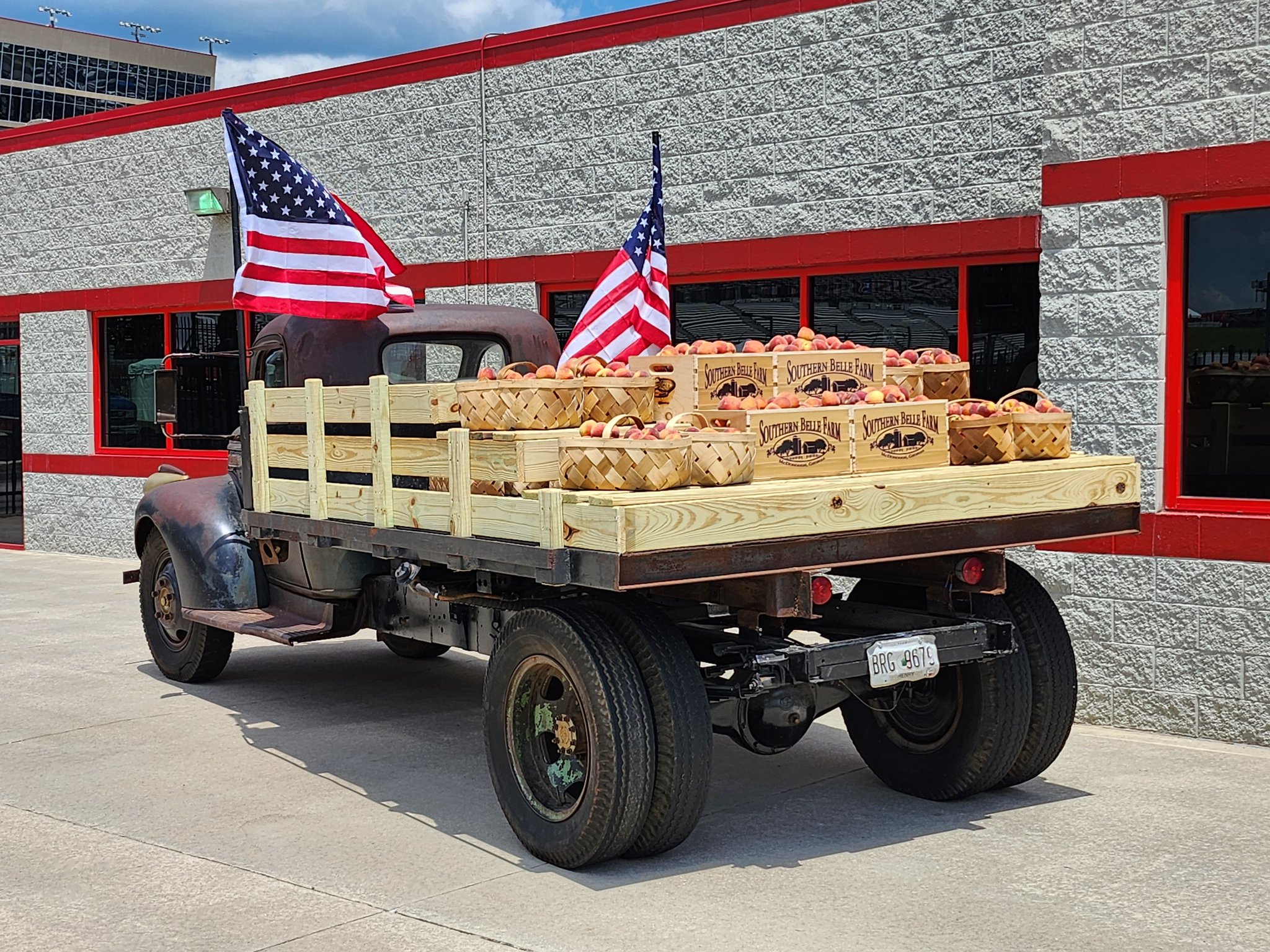 Owen Johnson on Twitter "Only in peaches for the race winner