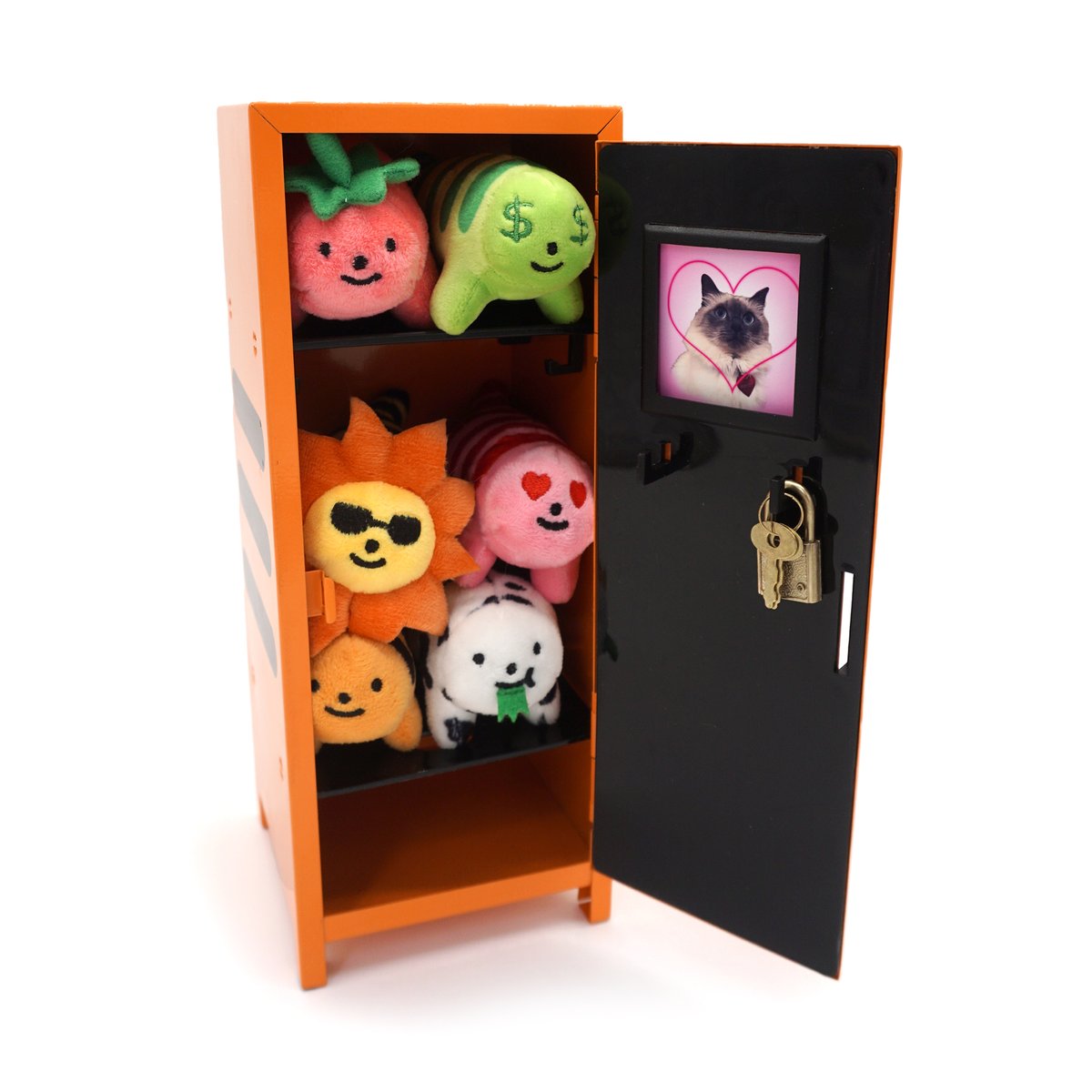 mangotownshop's tweet photo. Mini locker is out now https://t.co/Kgi30rAyUa